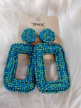 Load image into Gallery viewer, Square Seed Bead Earrings
