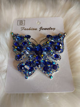Load image into Gallery viewer, Glass Crystal Butterfly Brooch
