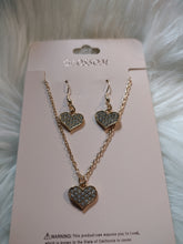 Load image into Gallery viewer, Rhinestone Heart Pendant Necklace Set

