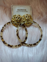 Load image into Gallery viewer, Lion Round Earrings
