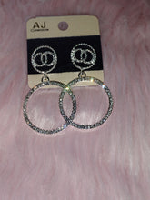 Load image into Gallery viewer, Sk Double O Earrings
