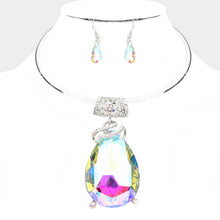 Load image into Gallery viewer, Crystal Teardrop Choker
