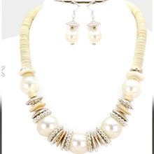 Load image into Gallery viewer, Wood Disc Cluster Necklace

