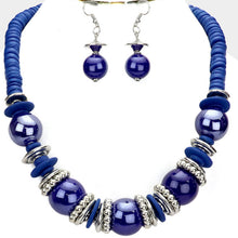 Load image into Gallery viewer, Wood Disc Cluster Necklace
